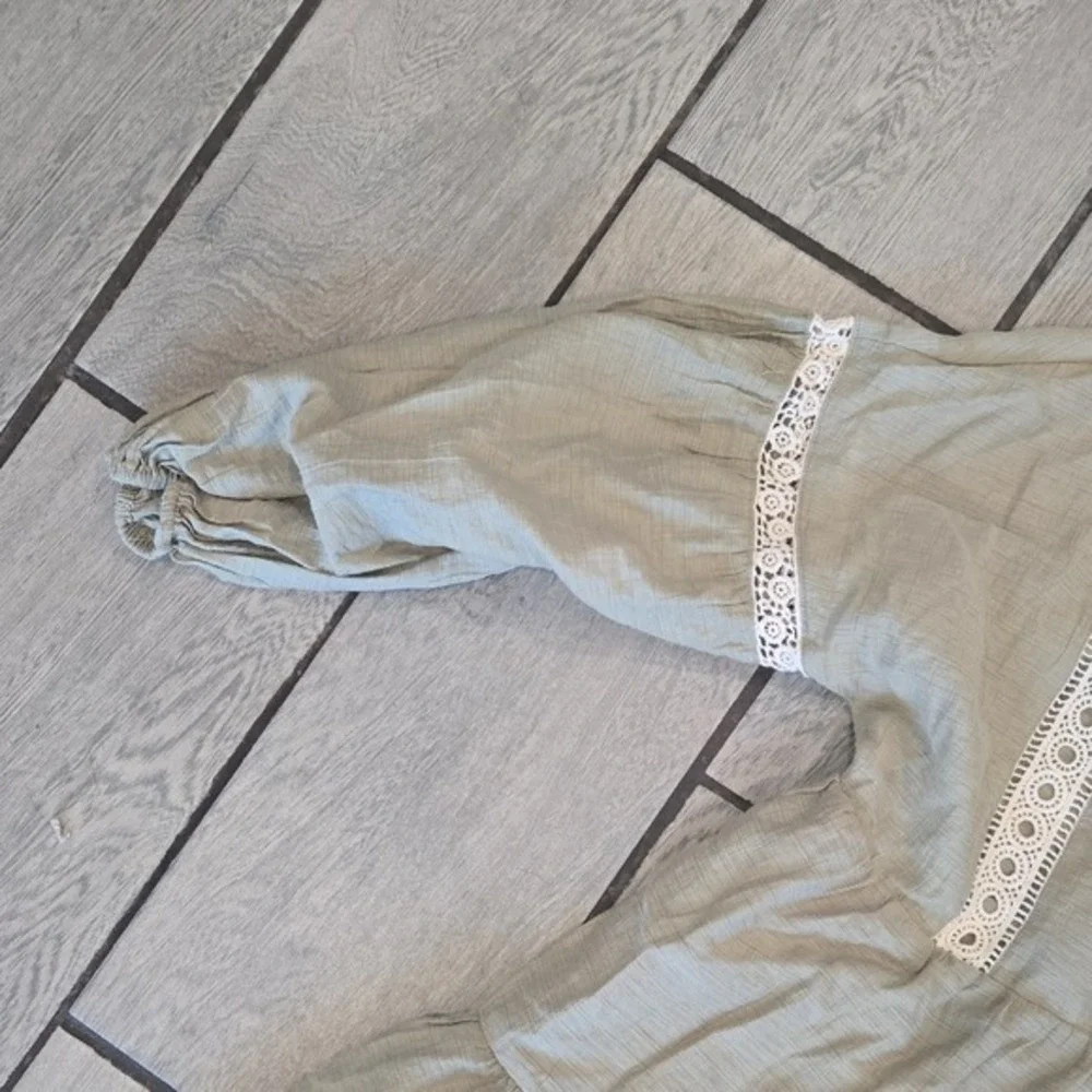 Zara Sage Green Eyelet Lace Tiered Mini Dress Tie Front Boho‎ Babydoll XS